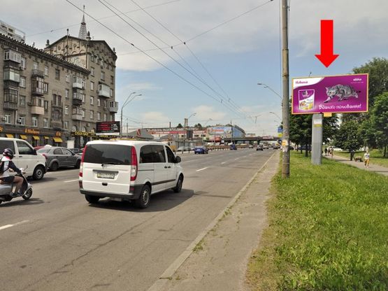 Фото рекламной плоскости по адресу Победы пр., 44, возле киностудии им. Довженко, в сторону ст. м. "Шулявская"