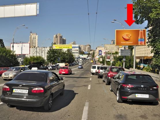 Фото рекламной плоскости по адресу Петлюры ул., 29, возле ЖД вокзала, в сторону Жилянская ул.