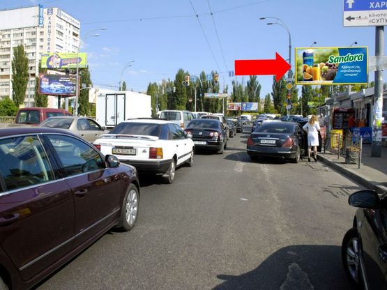 Фото рекламной плоскости по адресу Чоколовский бул. - Уманская ул., возле радиорынка, Караваевых дач, в сторону Севастопольска пл.