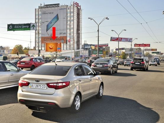 Фото рекламной плоскости по адресу Тульская пл., Бандеры пр. (бывш. Московский пр.) 12-А, "МакДональдс", ТЦ Городок, в сторону Кирилловская ул. (бывш. Фрунзе ул.)