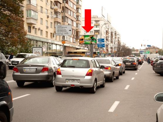 Фото рекламной плоскости по адресу Украинки бул., 24 / Алмазова ул. (бывш. Кутузова ул.), ресторан "Марокана", "Спацио", в сторону Украинки бул.