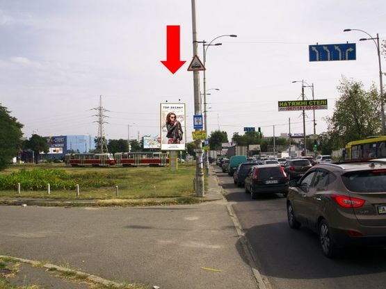 Фото рекламной плоскости по адресу Верховного Совета бул., 36, перед ТЦ "Проспект", супермаркетами "Фокстрот", "Ашан"