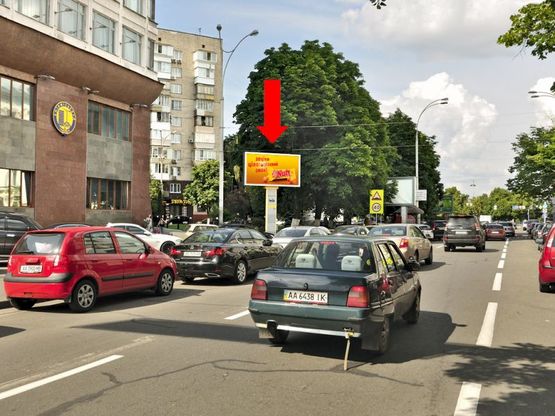 Фото рекламной плоскости по адресу Омеляновича-Павленка ул. (бывш. Суворова ул.), в сторону Славы пл.