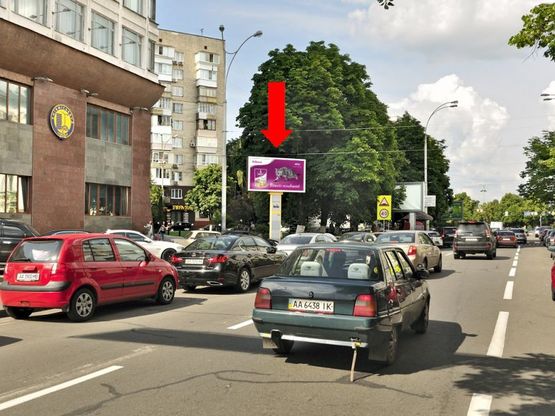 Фото рекламної площини за адресою Омеляновича-Павленка ул. (бывш. Суворова ул.), в сторону Славы пл.