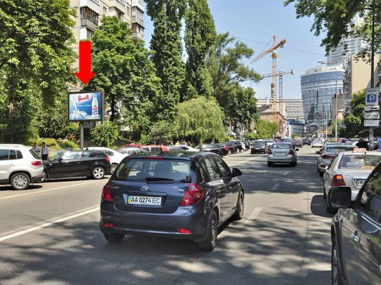 Фото рекламної площини за адресою Мечникова ул., 7, ст. м. "Кловская", в сторону Кловского спуска