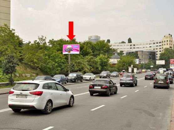 Фото рекламной плоскости по адресу Старонаводницкая ул., 8А, в сторону Алмазова ул. (бывш. Кутузова ул.), в центр