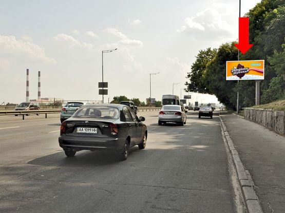 Фото рекламної площини за адресою Надднепрянское шоссе, 150м. до Железнодорожного шоссе , из центра