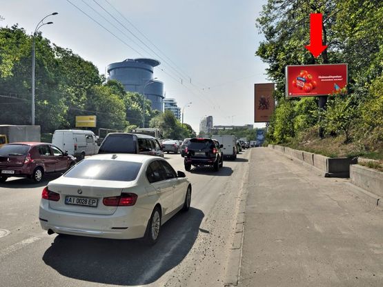 Фото рекламної площини за адресою Дружбы Народов бул., перед АЗС "Сокар", в сторону бул. Украинки