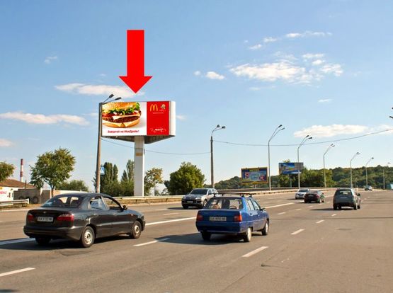 Фото рекламной плоскости по адресу Бойчука ул. (бывш. Киквидзе ул.), 43 / Саперно-Слободская ул. / Промышленная ул., возле моста, в сторону мост Южный