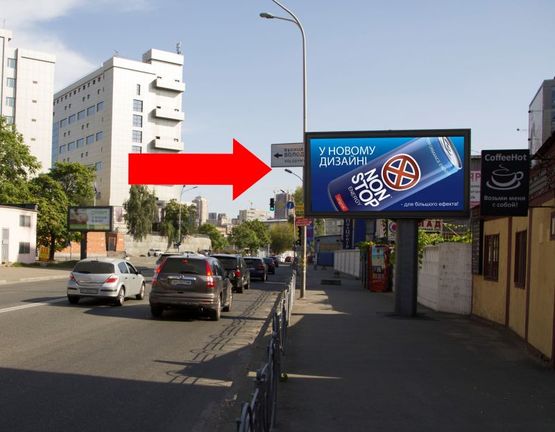 Фото рекламной плоскости по адресу Короленковская ул., 4 / Владимирская ул., на светофоре, в сторону Малевича ул. (бывш. Боженка ул.)