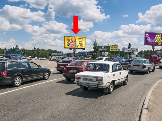 Фото рекламной плоскости по адресу Харьковская пл., разделитель, выезд с Харьковское шоссе в сторону пр. Бажана