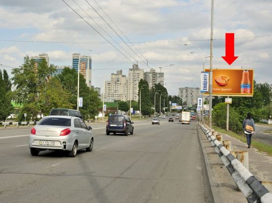 Фото рекламної площини за адресою Полярная ул., в сторону Богатырской ул., супермаркета "Эпицентр"