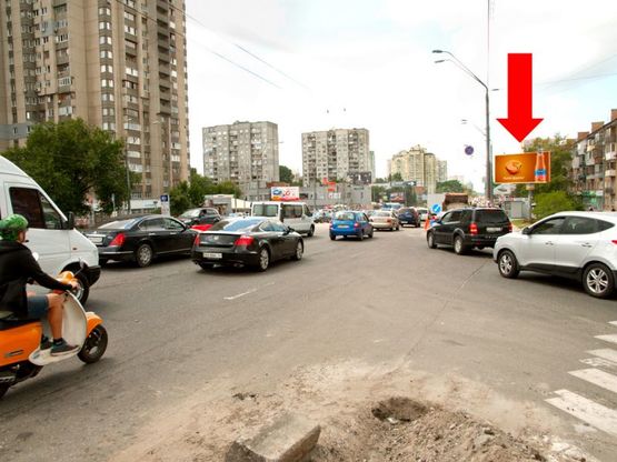 Фото рекламної площини за адресою Победы пр., 104, напротив супермаркетов "Сильпо", "Фокстрот", ст. м. "Святошин", из центра