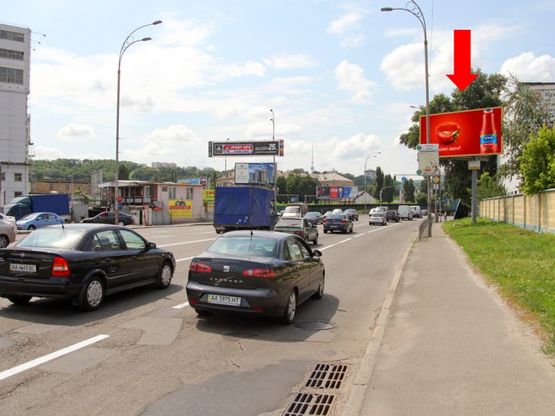 Фото рекламной плоскости по адресу Набережно-Луговая, 100 м до перекрестка с Межигорская ул., из центра