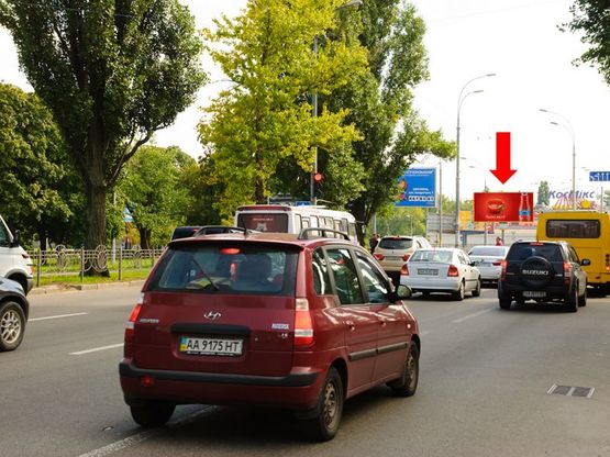 Фото рекламной плоскости по адресу Освободителей пр., съезд на Броварской пр., в сторону ст. м. "Левобережная"