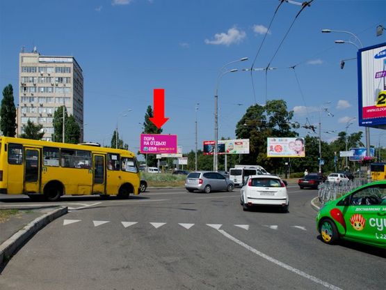 Фото рекламної площини за адресою Освободителей пр. / Броварской пр., в сторону Перова бул.