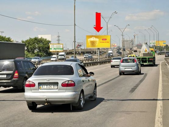 Фото рекламної площини за адресою мост Южный, разделитель, в центр