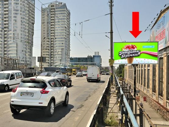 Фото рекламной плоскости по адресу Гетьмана ул. / Победы пр., на мосту, ст. м. "Шулявская", в сторону ТРЦ "Космополит"