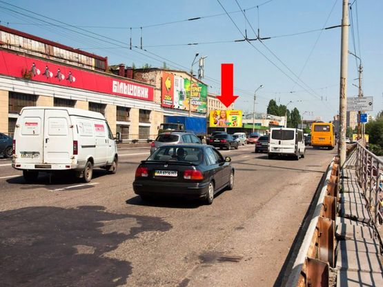 Фото рекламної площини за адресою Гетьмана ул. / Победы пр., на мосту, ст. м. "Шулявская", в сторону Телиги ул.