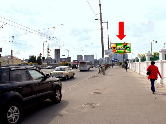 Фото рекламної площини за адресою Дружбы Народов бул., мост над Лыбедская пл., 300м до Демеевская пл. (бывш. Московская пл.)