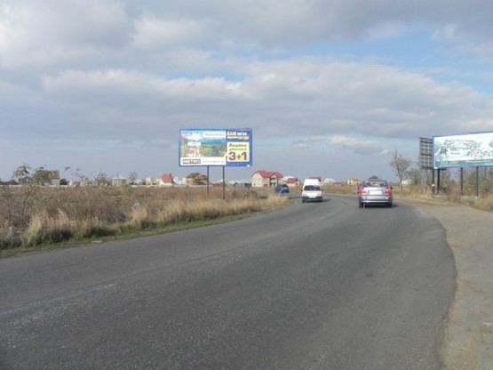 Фото рекламной плоскости по адресу Заболотного 5 Б (трцРивьера)