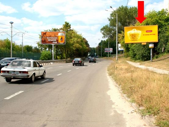 Фото рекламної площини за адресою Борщаговская ул., 10, в сторону Политехническая ул.
