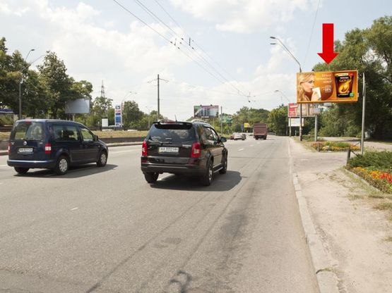 Фото рекламної площини за адресою Победы пр., 57, в сторону ст. м. "Нивки"