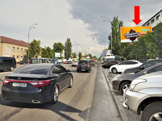 Фото рекламной плоскости по адресу Новоконстантиновская ул., 2, в сторону Межигорская ул.