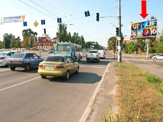 Фото рекламной плоскости по адресу Перова бул. / Навои пр., в сторону Ватутина пр.