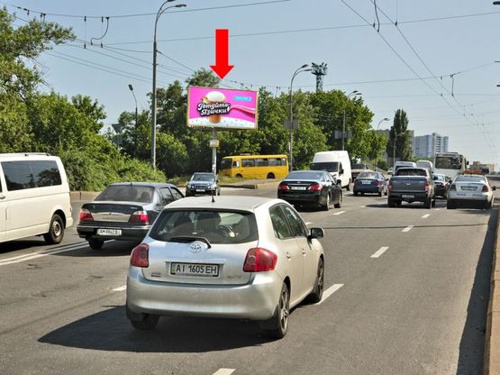 Фото рекламной плоскости по адресу Воздухофлотский пр. / Жилянская ул., за мост Воздухофлотским, в сторону Соломенская пл.