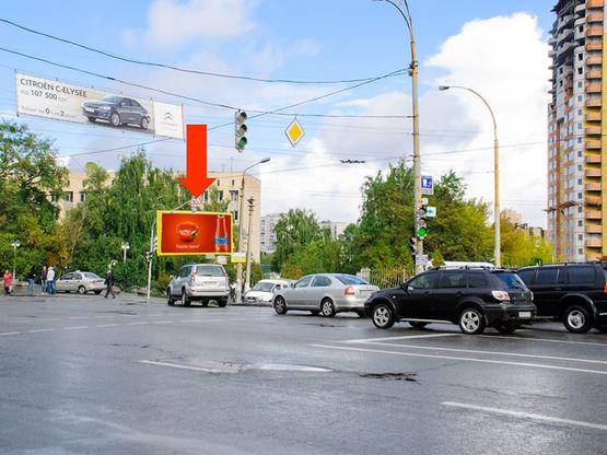 Фото рекламной плоскости по адресу Соломенская ул. / Механизаторов ул., в сторону Соломенская пл.