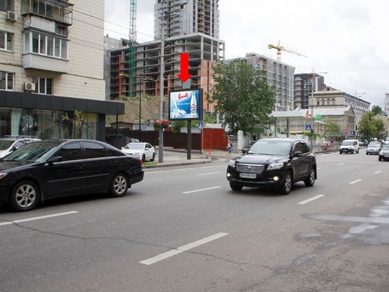 Фото рекламной плоскости по адресу Б. Васильковская ул. (бывш. Красноармейская ул.), 131, возле АЗС "Amic", в сторону ст. м. "Лыбедская"