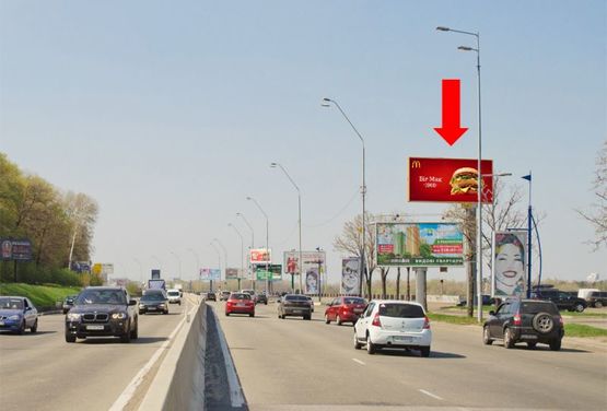 Фото рекламной плоскости по адресу Набережное шоссе, 400м от моста метро, в сторону Почтовая пл.