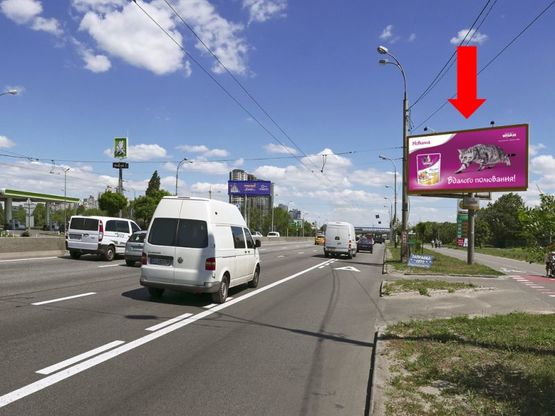 Фото рекламной плоскости по адресу Ватутина пр., 100м до АЗС "WOG", в сторону Троещины