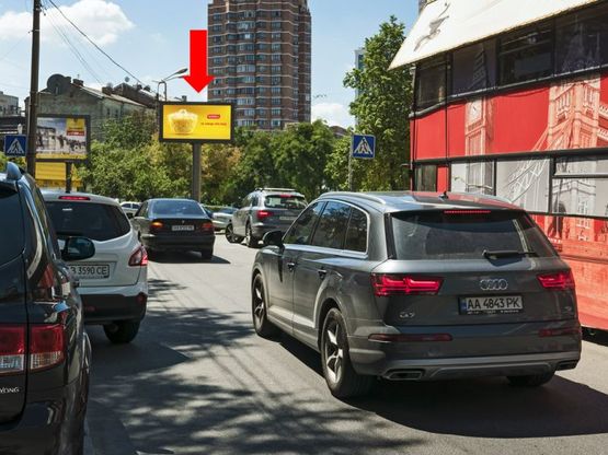 Фото рекламной плоскости по адресу Львовская пл., "Дом Художника", в сторону Бульварно-Кудрявская ул. (бывш. Воровского ул.), Ярославов Вал ул.