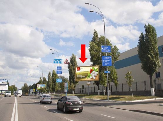 Фото рекламної площини за адресою Новоконстантиновская ул. 1, в сторону Подола