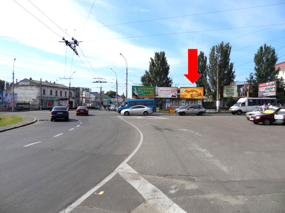 Фото рекламної площини за адресою Центральный пр. (бывш. Ленина пр.) / Пушкинская ул., возле супермаркета "Эльдорадо", Пушкинское кольцо, правая