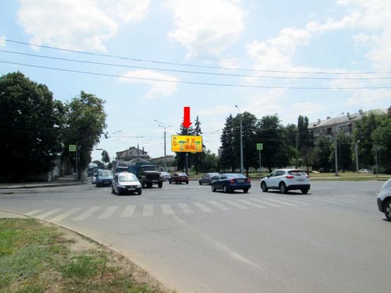 Фото рекламної площини за адресою Полевая ул. - ул. Плехановская, в сторону пр. Гагарина