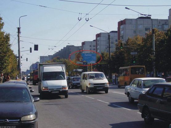 Фото рекламной плоскости по адресу Володимира Великого напроти вул. Боткіна ст. А