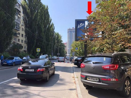 Фото рекламной плоскости по адресу Новогоспитальная ул. (бывш. Щорса пер.), 24б, в сторону ул. Коновальца (бывш. Щорса ул.)