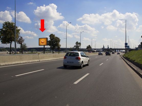 Фото рекламной плоскости по адресу Набережное шоссе ул., 300 м. до ст.м. "Днепр", со стороны Подола