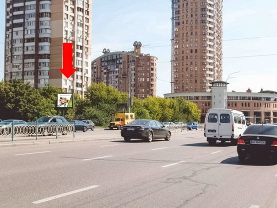 Фото рекламної площини за адресою Украинки бул., 21А - 21Б, в сторону Дружбы Народов бул.