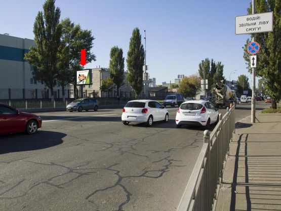 Фото рекламної площини за адресою Новоконстантиновская ул., 1 / ул. Электриков, за развязкой, в сторону Петровки