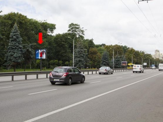 Фото рекламної площини за адресою Победы пр., напротив 32, в сторону ст. м. «Шулявская», из центра