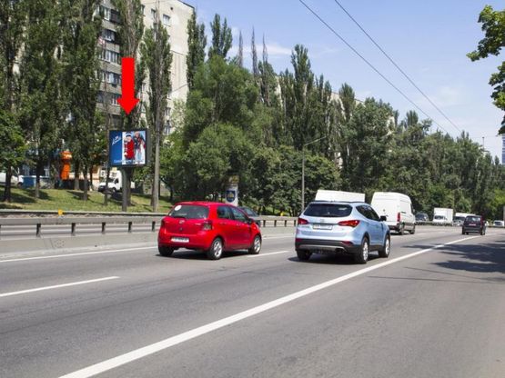 Фото рекламной плоскости по адресу Телиги ул., 41, в сторону ст. м. "Почайная"