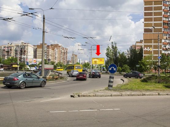 Фото рекламної площини за адресою Маяковского пр., 38/10 - ул. Лифаря (бывш. ул. Сабурова), в сторону ул. Цветаевой, из центра
