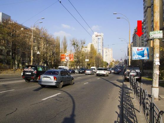 Фото рекламної площини за адресою Черновола ул., 33 / ул. Андрющенко, в сторону ул. Сечевых Стрельцов (бывш. Артема ул.)