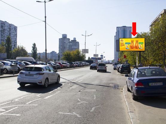Фото рекламной плоскости по адресу Оболонский пр., 5, ТРЦ "Dream Town", в сторону ст.м. "Оболонь"