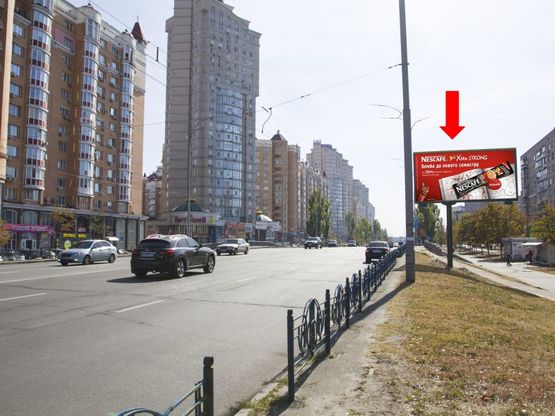 Фото рекламной плоскости по адресу Героев Сталинграда пр., 9, напротив супермаркета "Антошка", в сторону пр. Бандеры