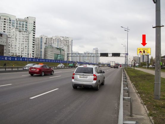 Фото рекламної площини за адресою Бажана пр., 1-Л, 500 м. до ст.м. "Осокорки", в сторону Южного моста